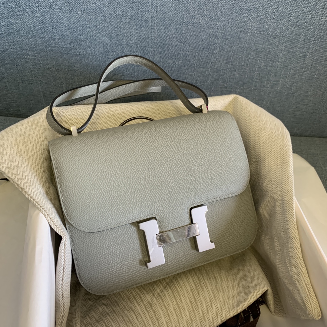 에르메스 콘스탄스18 그레이 은장 앱송